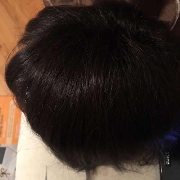 Black wig - Picture 4 of 4